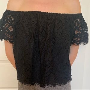 L off shoulder lace top
